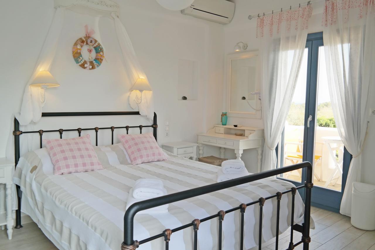 Annio Studios Pláka 外观 照片